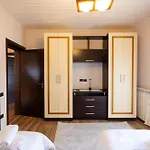 Roan Luxury וילה *