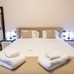 Roan Luxury
