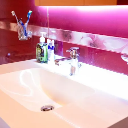 Roan Luxury Vlorë
