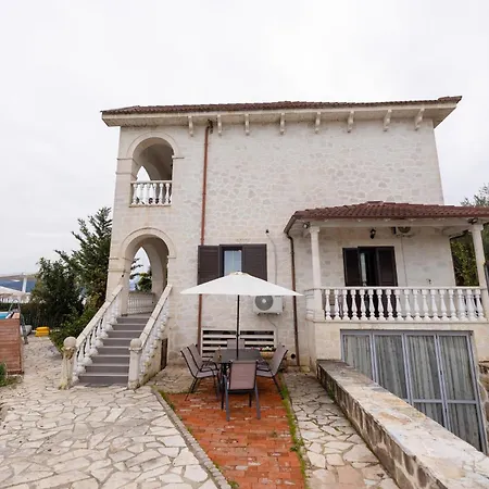 Villa Roan Luxury