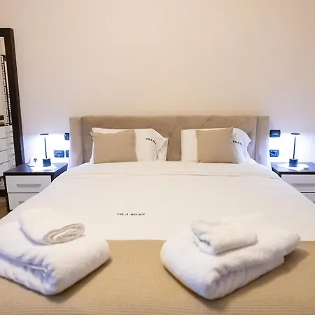 Roan Luxury