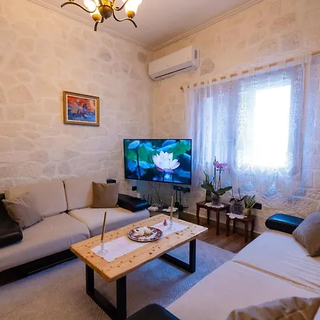 Roan Luxury Villa Vlorë
