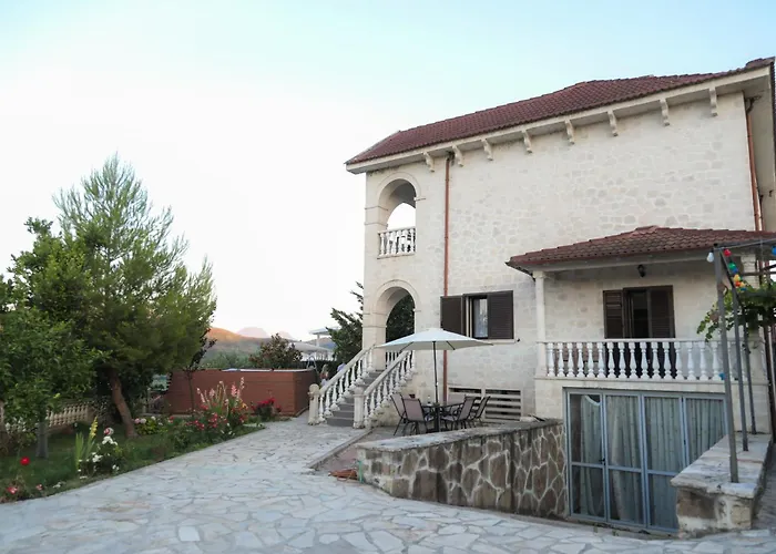 Roan Luxury * Vlorë