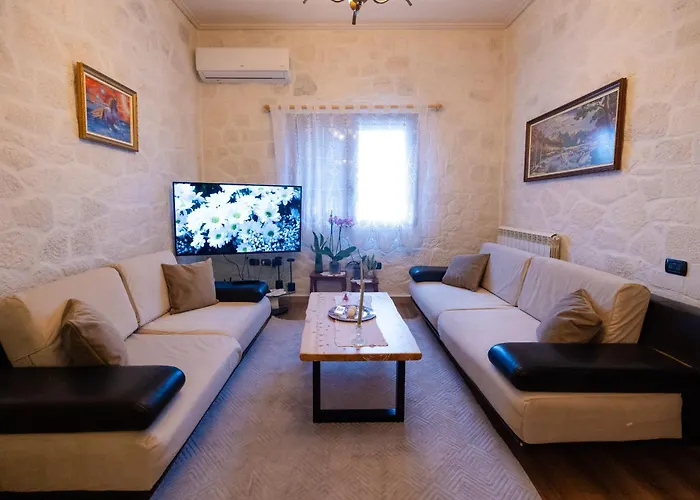 Roan Luxury * Vlorë