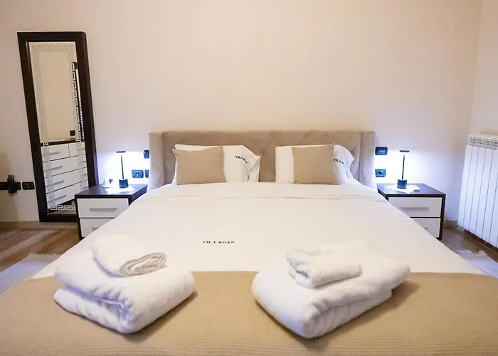 Roan Luxury